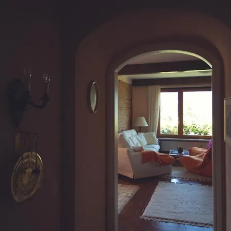 Casa Nespole- Familiennest Mit Seesicht By Interhome בית נופש