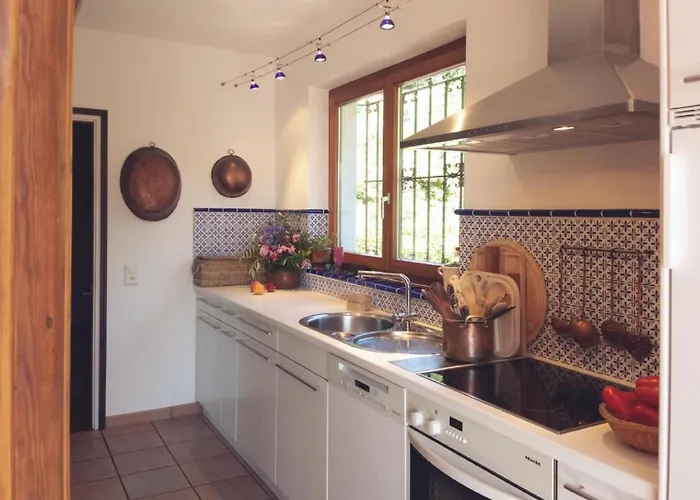 Casa Nespole- Familiennest Mit Seesicht By Interhome 度假居